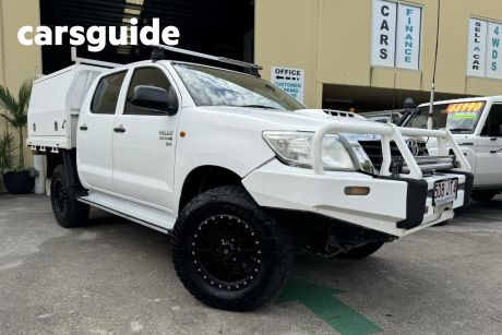 White 2014 Toyota Hilux Dual Cab Chassis SR (4X4)