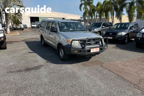 Silver 2006 Toyota Hilux Dual Cab Pick-up Workmate
