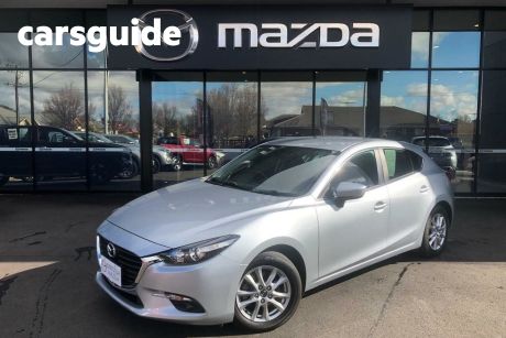 Silver 2018 Mazda 3 Hatchback Maxx Sport