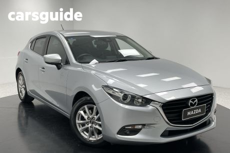 Silver 2018 Mazda 3 Hatchback Maxx Sport (5YR)