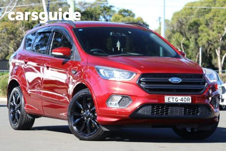 Red 2018 Ford Escape Wagon ST-Line (awd)