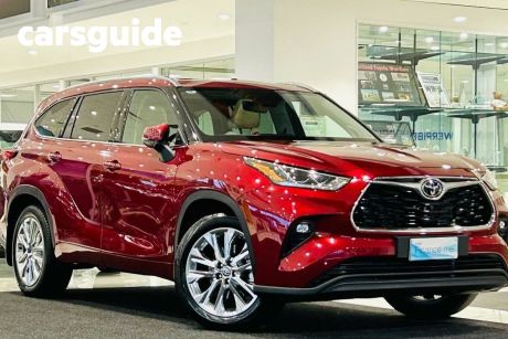 Red 2022 Toyota Kluger Wagon Grande AWD