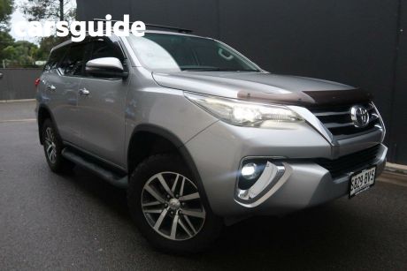 Silver 2018 Toyota Fortuner Wagon Crusade