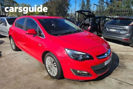 Red 2013 Opel Astra Hatchback 1.4