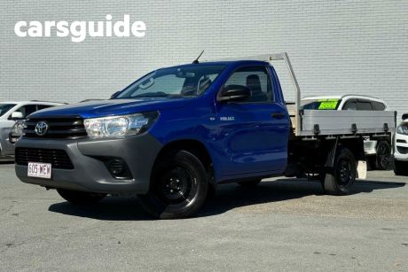 Blue 2015 Toyota Hilux Cab Chassis Workmate