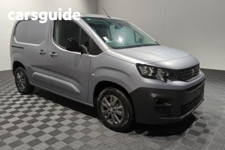 Grey 2023 Peugeot Partner Van Premium Short