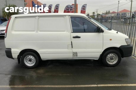 White 2000 Toyota Townace Commercial SBV