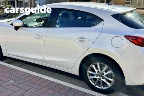 White 2018 Mazda 3 Hatchback Touring (5YR)