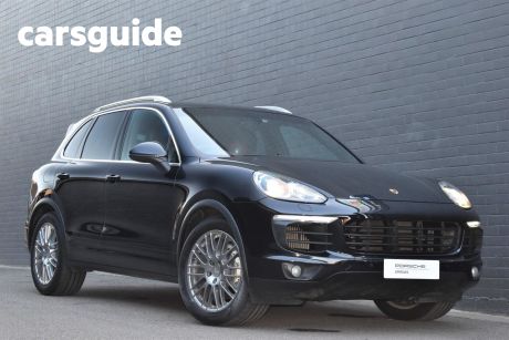 Black 2017 Porsche Cayenne Wagon S