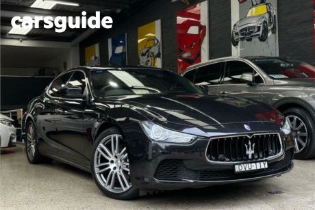 Black 2015 Maserati Ghibli Sedan