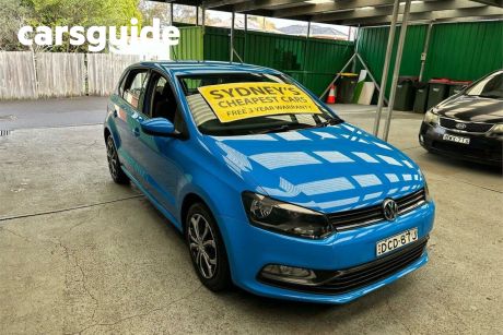 Blue 2015 Volkswagen Polo Hatchback 66 TSI Trendline