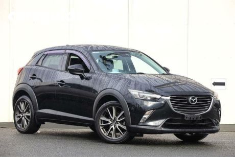 Black 2017 Mazda CX-3 Wagon S Touring (fwd)