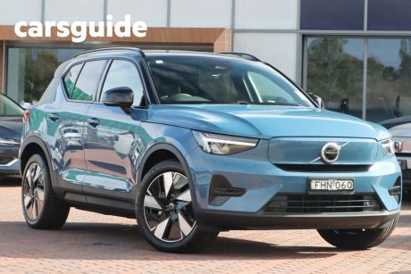 Blue 2024 Volvo XC40 Wagon Recharge Pure Electric