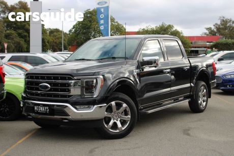 Black 2023 Ford F150 Double Cab Pick Up Lariat SWB (4WD)