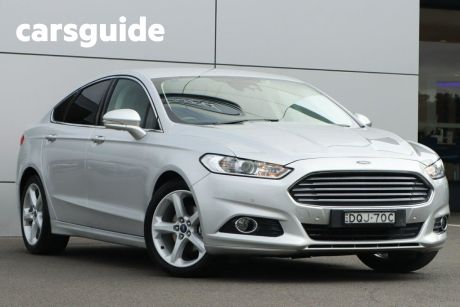 Silver 2017 Ford Mondeo Hatchback Trend