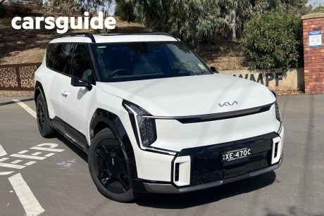 White 2024 Kia EV9 Wagon GT Line