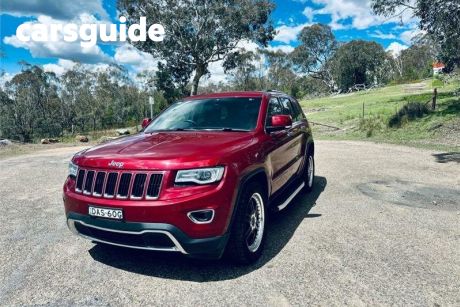Red 2013 Jeep Grand Cherokee Wagon Limited (4X4)