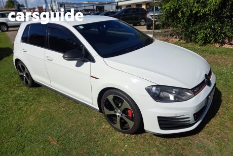 White 2014 Volkswagen Golf Hatchback GTI