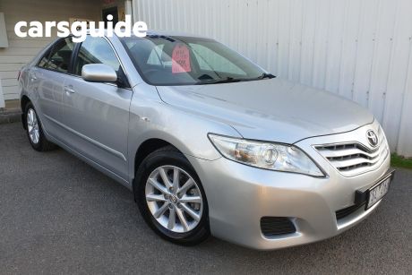 Silver 2011 Toyota Camry Sedan Altise