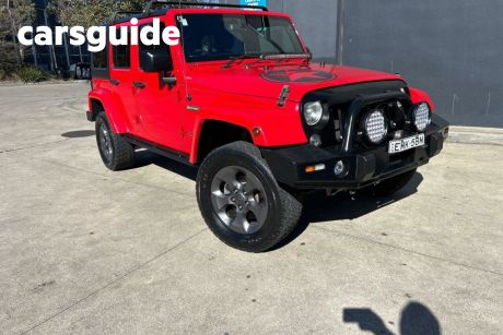 Red 2018 Jeep Wrangler Unlimited Softtop Freedom (4X4)