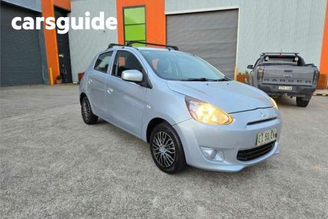 Silver 2014 Mitsubishi Mirage Hatchback ES