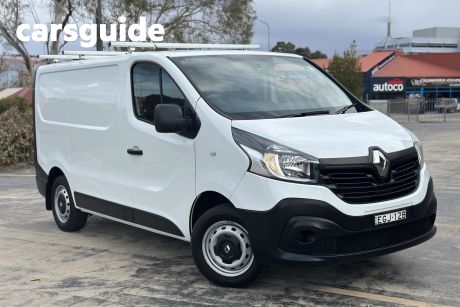 White 2019 Renault Trafic Van Trader Life SWB (66KW)