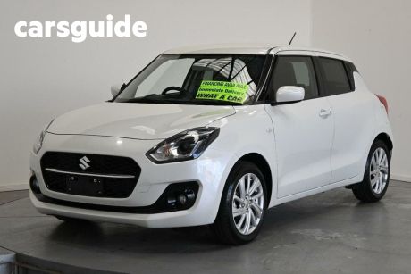 White 2022 Suzuki Swift Hatchback GL Navi