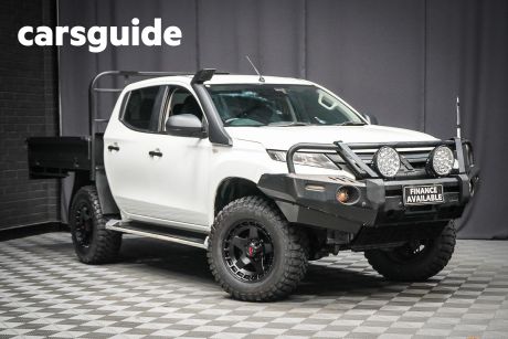 White 2019 Mitsubishi Triton Double Cab Pick Up GLX Plus (4X4)