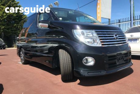 Black 2005 Nissan Elgrand Wagon Luxury 8 Seater