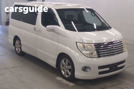 Black 2005 Nissan Elgrand Wagon Luxury 8 Seater Highway Star