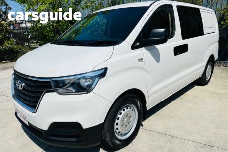 White 2019 Hyundai Iload Van 3S Liftback