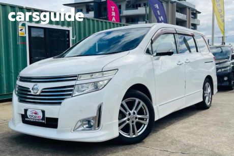 White 2010 Nissan Elgrand Wagon