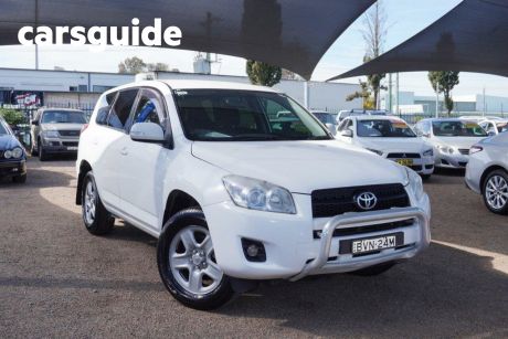 White 2011 Toyota RAV4 Wagon CV (4X4)