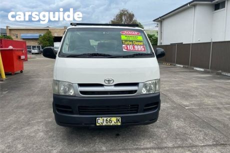 White 2008 Toyota Hiace Van LWB