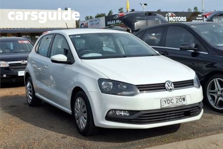 White 2015 Volkswagen Polo Hatchback 66 TSI Trendline