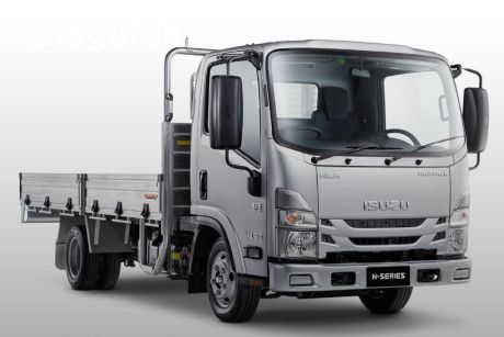 2025 Isuzu NLR Cab Chassis 45-150 (MWB) Traypack