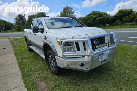 White 2016 Nissan Other Ute Tray