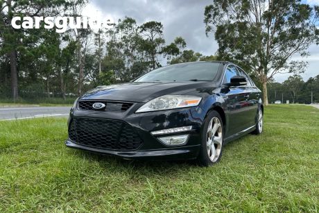 Black 2011 Ford Mondeo Hatchback Titanium