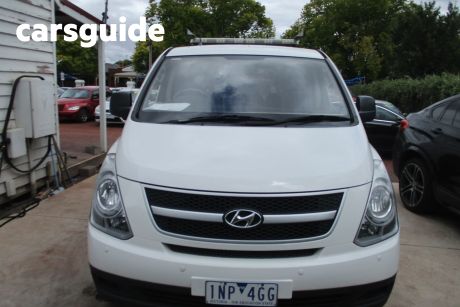 White 2015 Hyundai Iload Van