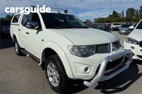 White 2013 Mitsubishi Triton Double Cab Utility GLX-R (4X4)