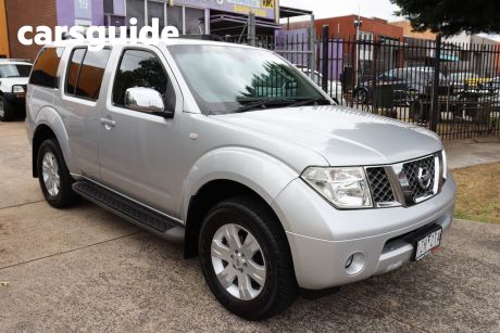 Silver 2006 Nissan Pathfinder Wagon ST-L (4X4)