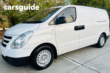 White 2018 Hyundai Iload Van 3S Liftback