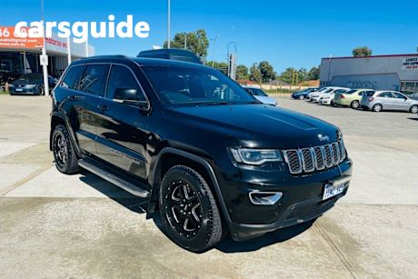 Black 2017 Jeep Grand Cherokee Wagon Laredo (4X4)