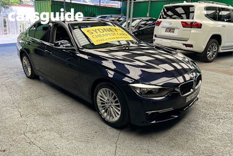 Blue 2012 BMW 320I Sedan