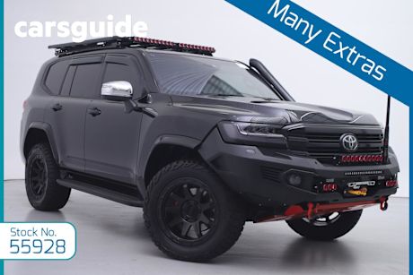 Black Toyota Landcruiser Automatic 4WD for Sale With Lane Black Toyota Landcruiser Automatic 4WD for Sale With Lane