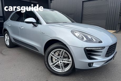 Silver 2014 Porsche Macan Wagon S Diesel