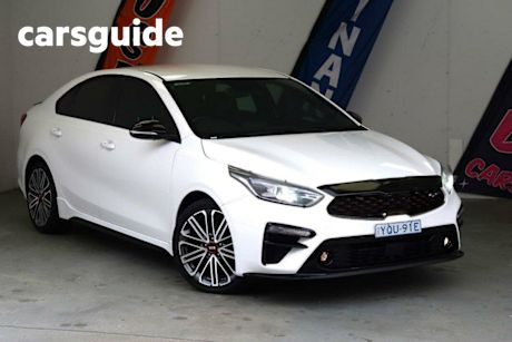 White 2019 Kia Cerato Sedan GT (turbo)
