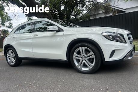 White 2013 Mercedes-Benz GLA-Class Wagon GLA200 CDI DCT
