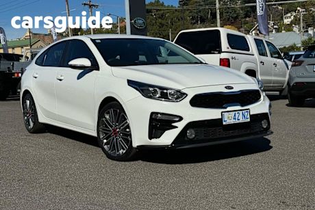 White 2020 Kia Cerato Hatchback S Safety Pack