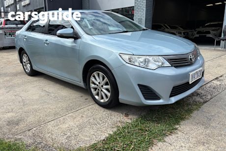 Blue 2013 Toyota Camry Sedan Altise